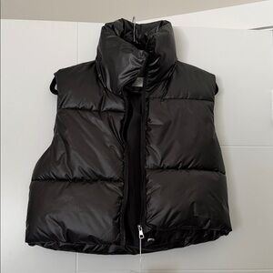 Women's Black Puffer Vest